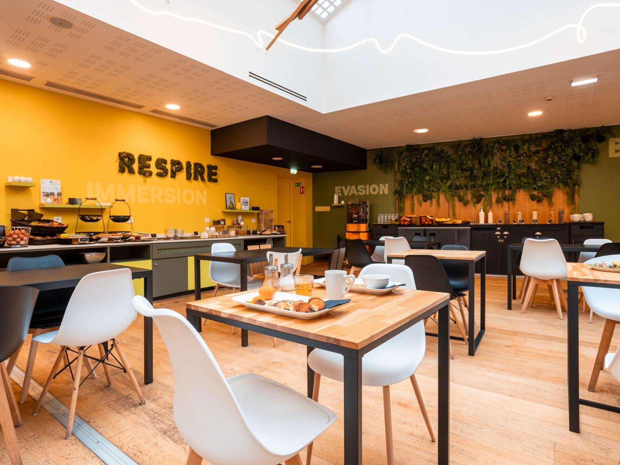 Ibis Styles Calais Centre Ξενοδοχείο Εξωτερικό φωτογραφία